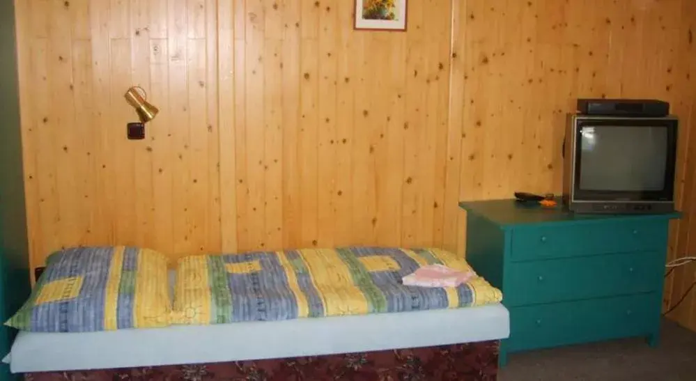 Photo 4 of Pension 48